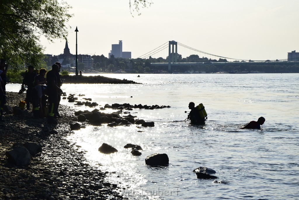 PRhein Koeln Rodenkirchen Uferstr P207.JPG - Miklos Laubert